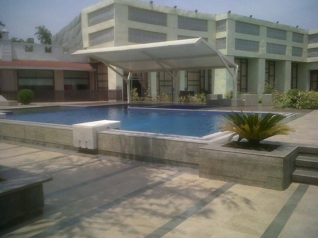 Hotel Clark Greens New Delhi Exterior photo